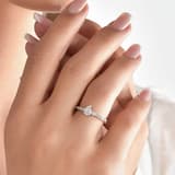 0.74 Karat Pırlanta Beyaz Safir Baget Yüzük 2