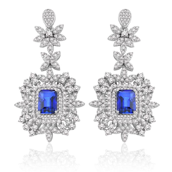 9.89 Karat Pırlanta Safir Küpe