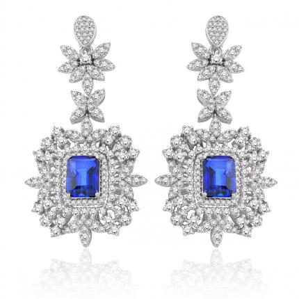 9.89 Karat Pırlanta Safir Küpe